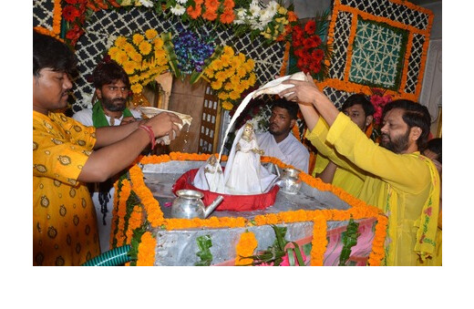 राधा अष्टमी का व्रत करने से मिलता है वैवाहिक सुख, जानें अरबी भोग का महत्व